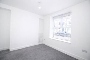 Lounge- click for photo gallery